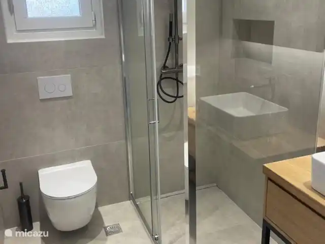 Villa Livada - Corfú  en Grecia, Corfú, Giannades - casa paredada Baños nuevos