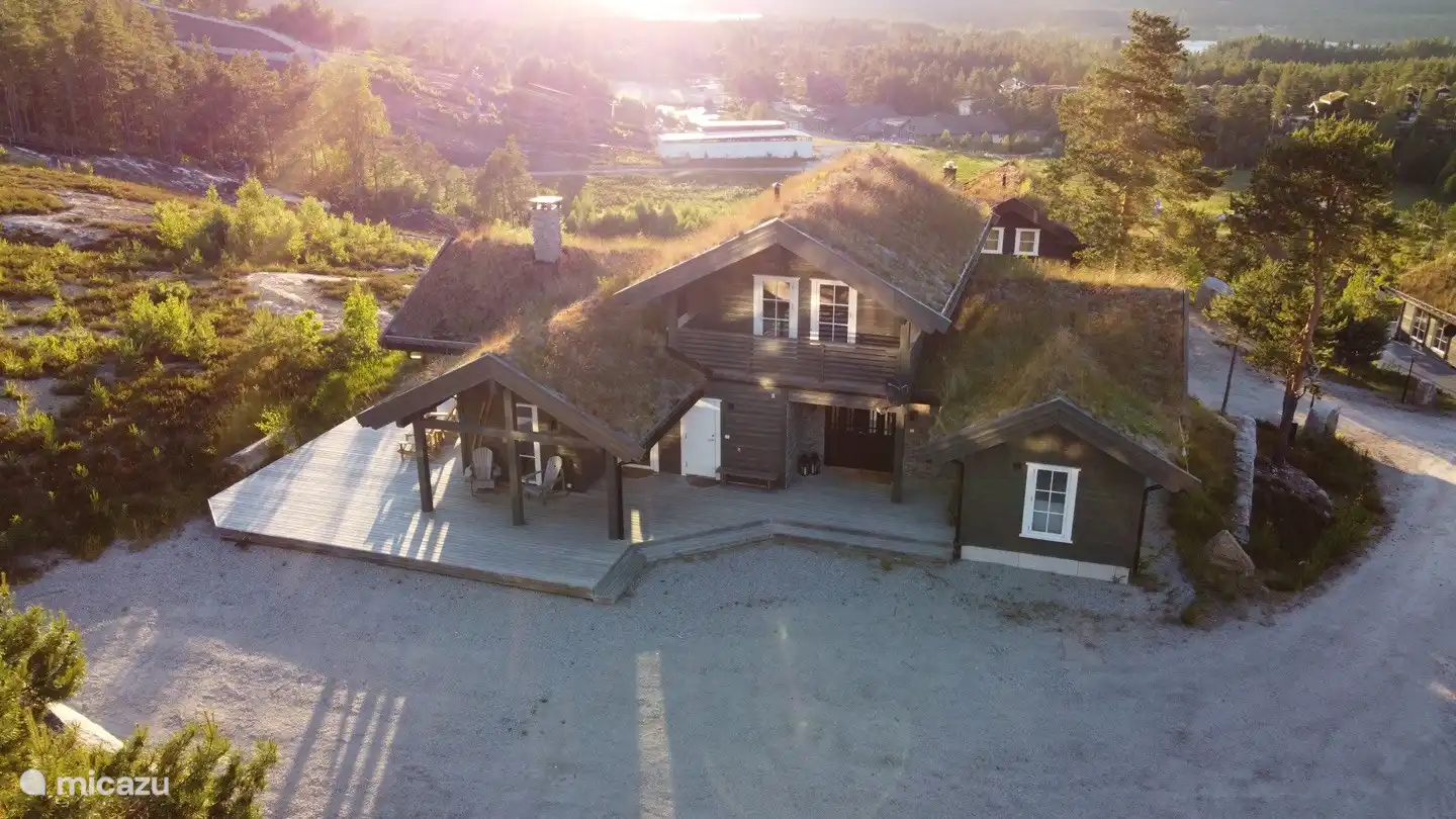 Drone foto van de voorkant.