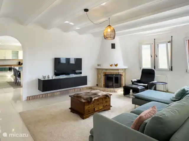 Villa El Escondrijo | Espagne, Costa Blanca, Moraira - villa salon spacieux avec cheminée