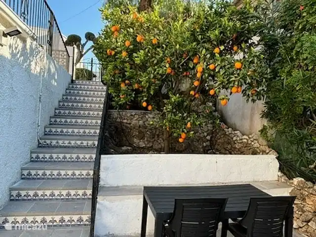 Casa Cosy en España, Costa Blanca, Orba - villa Escaleras a la puerta principal