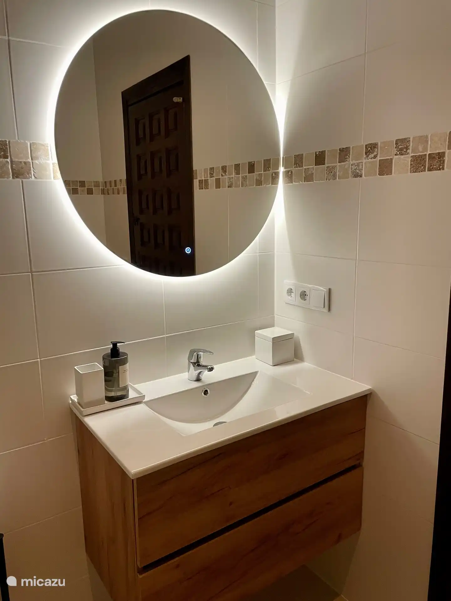 Badezimmer im Mittelgeschoss