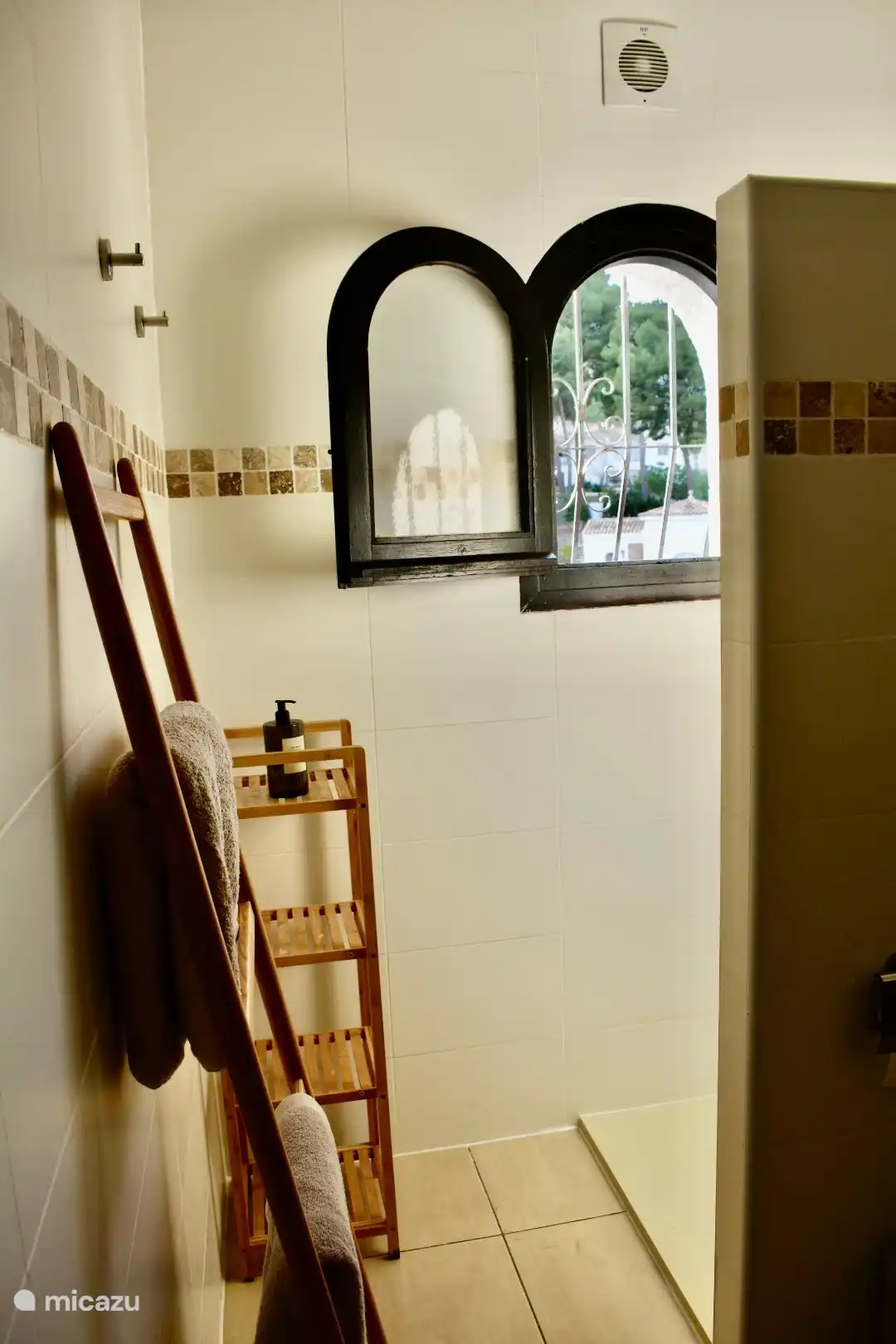 Badezimmer auf der zentralen Etage