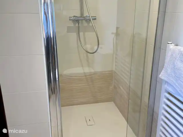 Villa Ayala avec piscine privée | Espagne, Costa Blanca, Moraira - villa Salle de bain spacieuse au rez-de-chaussée.
