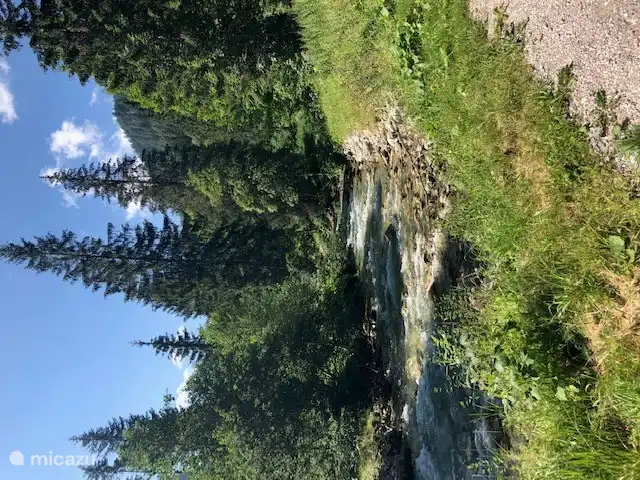 Beek in het dorp Untertauern