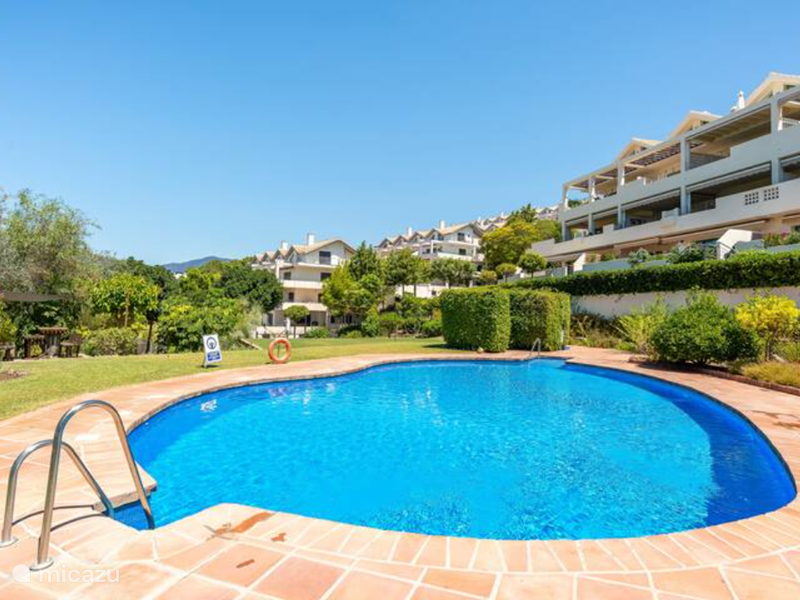 Casa vacacional España, Costa del Sol, Estepona Penthouse Ático con gran terraza + piscina