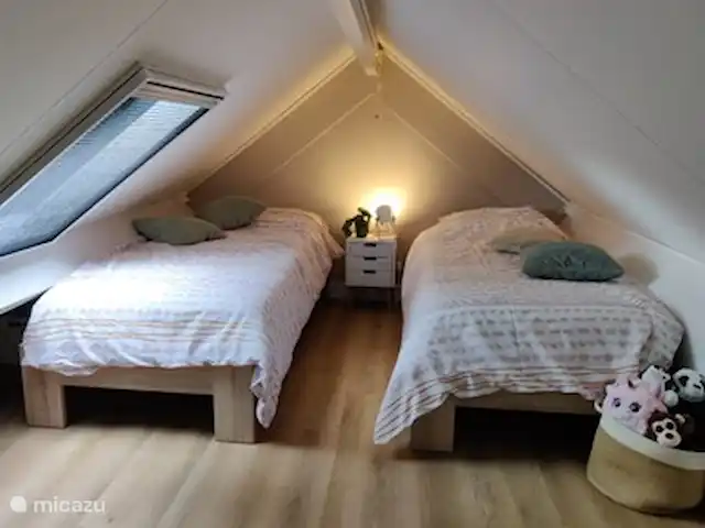 Veluwse Hoeve à Lunteren | Pays-Bas, Gueldre, Lunteren - ferme Chambre 3; Dans le grenier avec deux lits séparés