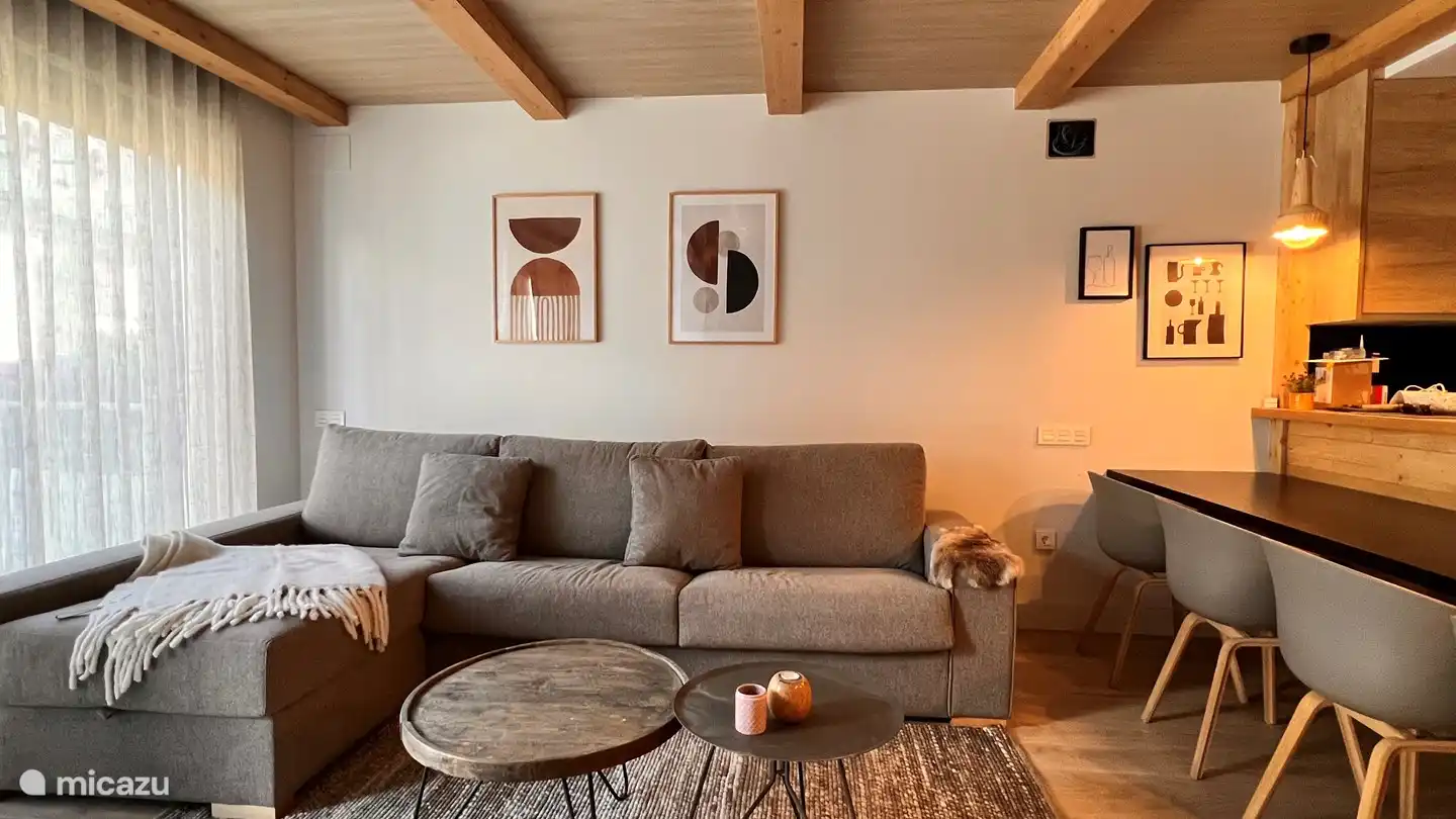 Gezellige Living van alle moderne gemakken voorzien