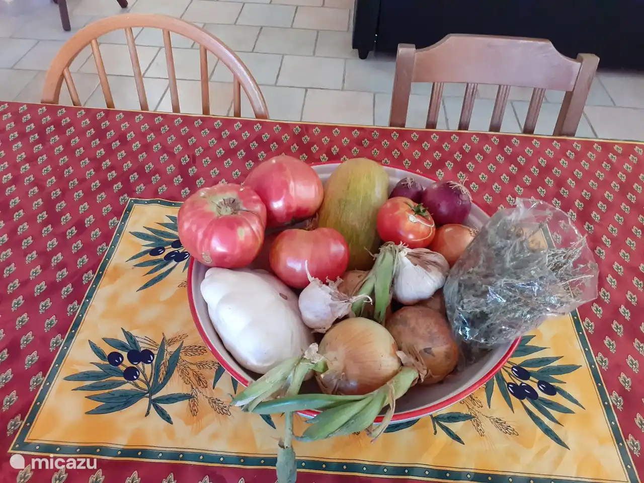 Produkte vom Markt von Saint-Ambroix (jeden Dienstag), aber auch in „Les Vans“ (jeden Samstagmorgen) und „Barjac“ (Freitagmorgen)