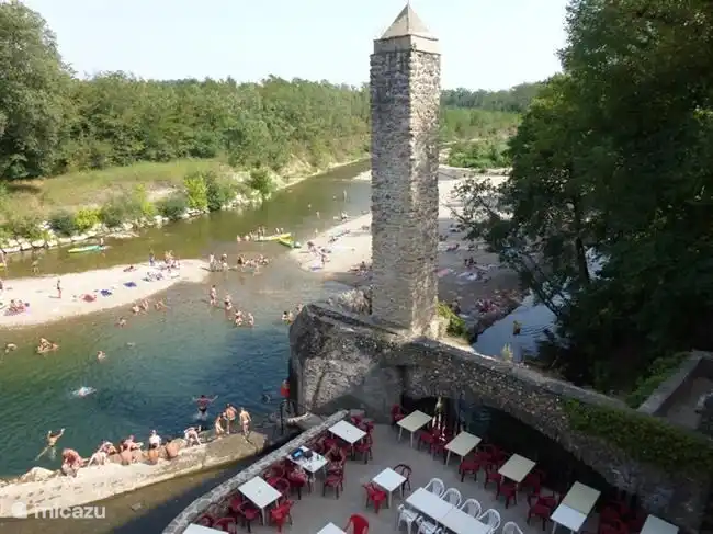 Der Fluss La Ceze mit Restaurant „Le Roc Tombe“ (5 Autominuten), Schwimmen, Essen, Eis essen?