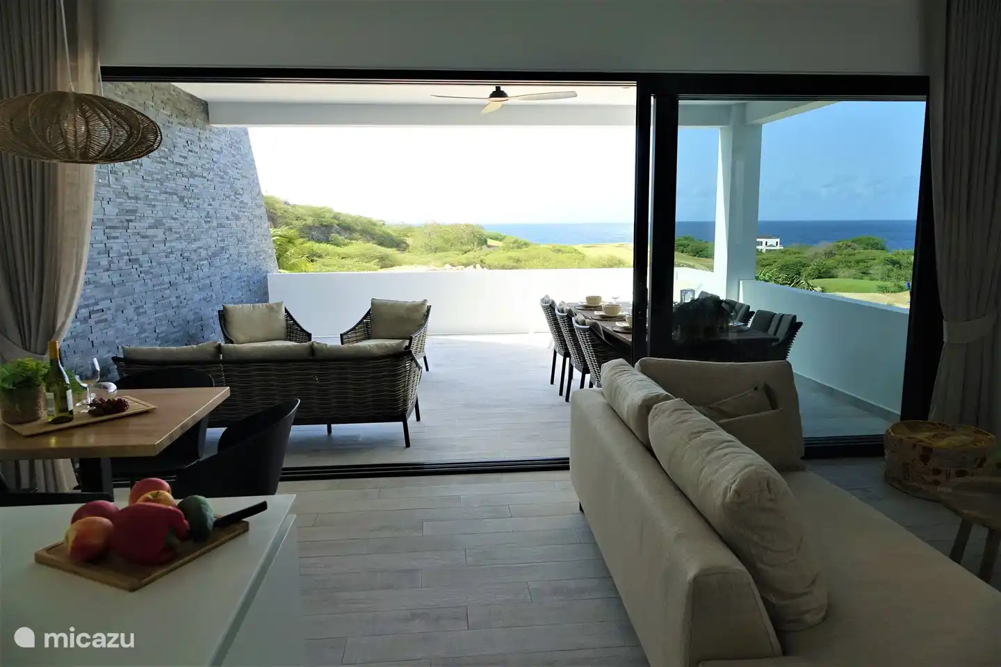 Vue mer depuis la cuisine/séjour !