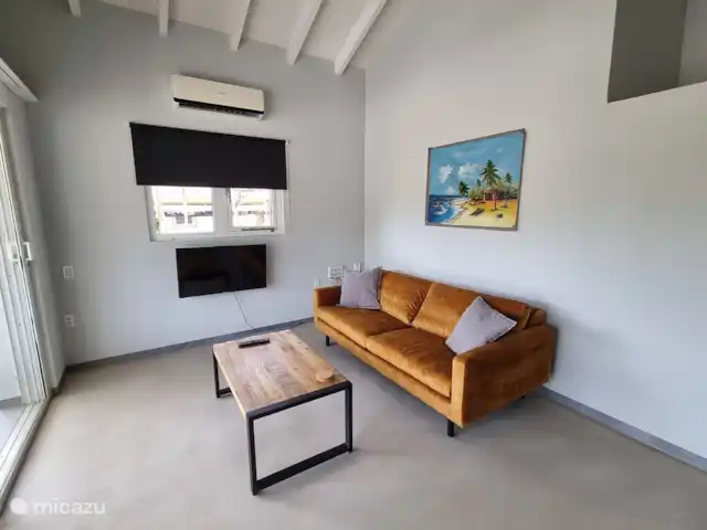 Casa Korsou | Curaçao, Banda Ariba (est), Montan'i Rei - maison de vacances Salon avec accès au porche avant