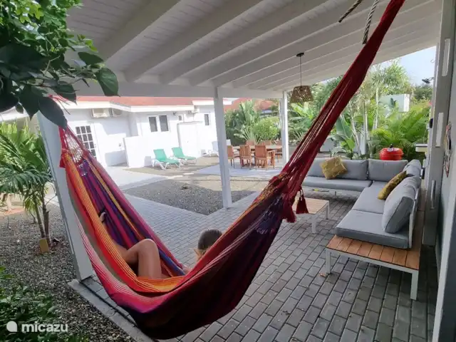 Casa Korsou | Curaçao, Banda Ariba (est), Montan'i Rei - maison de vacances Coin salon hamac