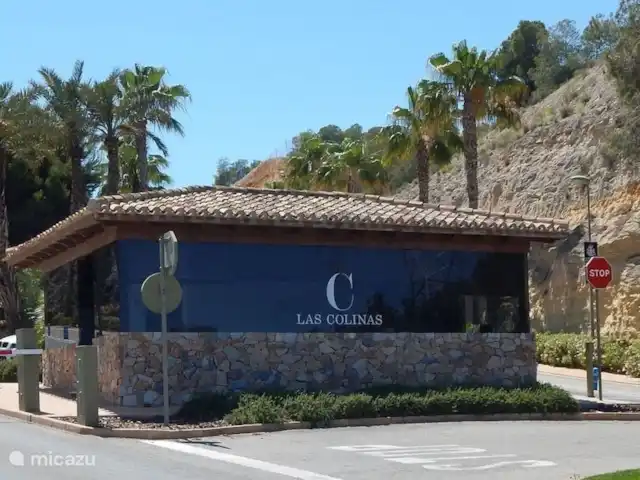 Naranjo59 - Lujoso Ático en España, Costa Blanca, Orihuela - apartamento Garita de seguridad en la entrada de Las Colinas