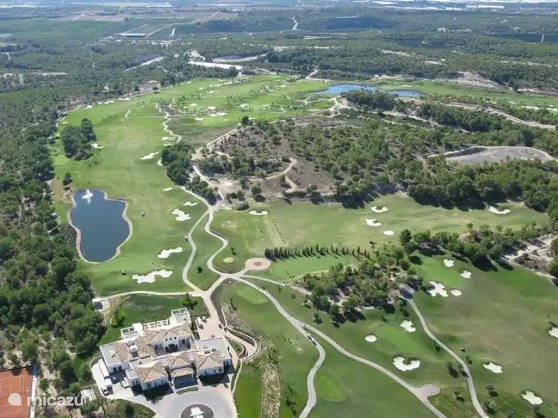 Golf
 @Las Colinas (betalend)