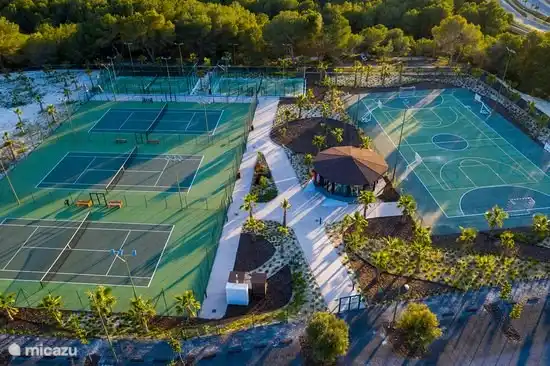 Tennis @Las Colinas (betalend)