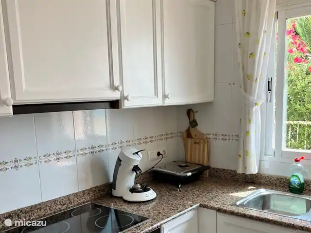 Blue Heaven huren in Spanje, Costa del Azahar, Peñiscola - appartement Keuken met vaatwasser