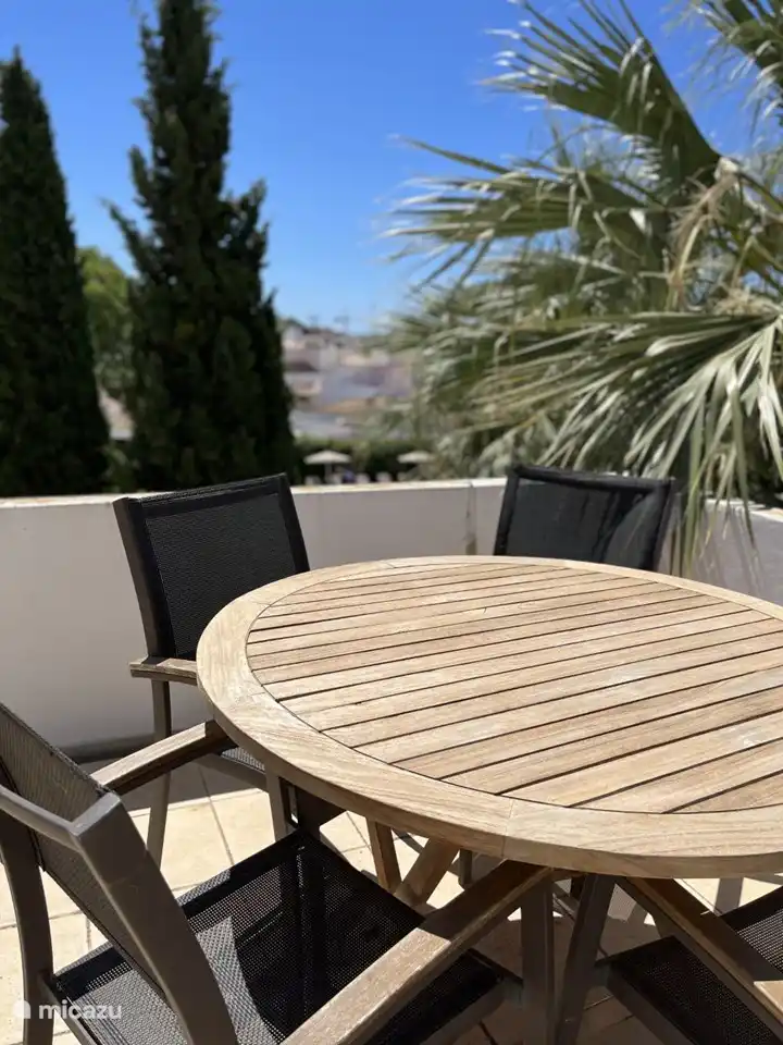 Tuinset met 4 stoelen