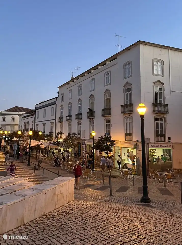 De terrassen in Tavira