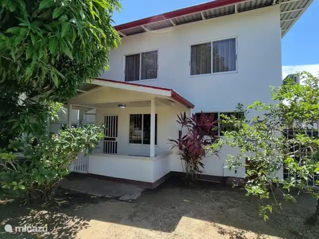 appartement huren in Suriname, Paramaribo, Paramaribo – Mon Plaisir Appartementen Voorkant appartement