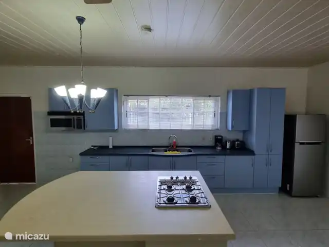 vakantiehuis huren in Suriname, Paramaribo, Paramaribo – De Pelikaan kookeiland