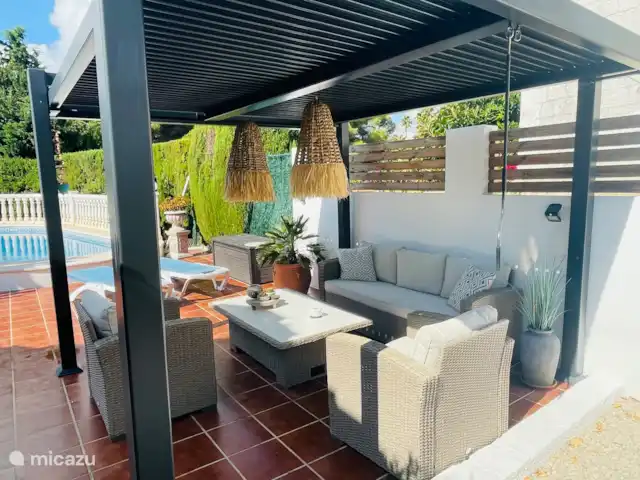 Casa Oliva - Costa Calpe en España, Costa Blanca, Calpe - casa vacacional Descansar junto a la piscina