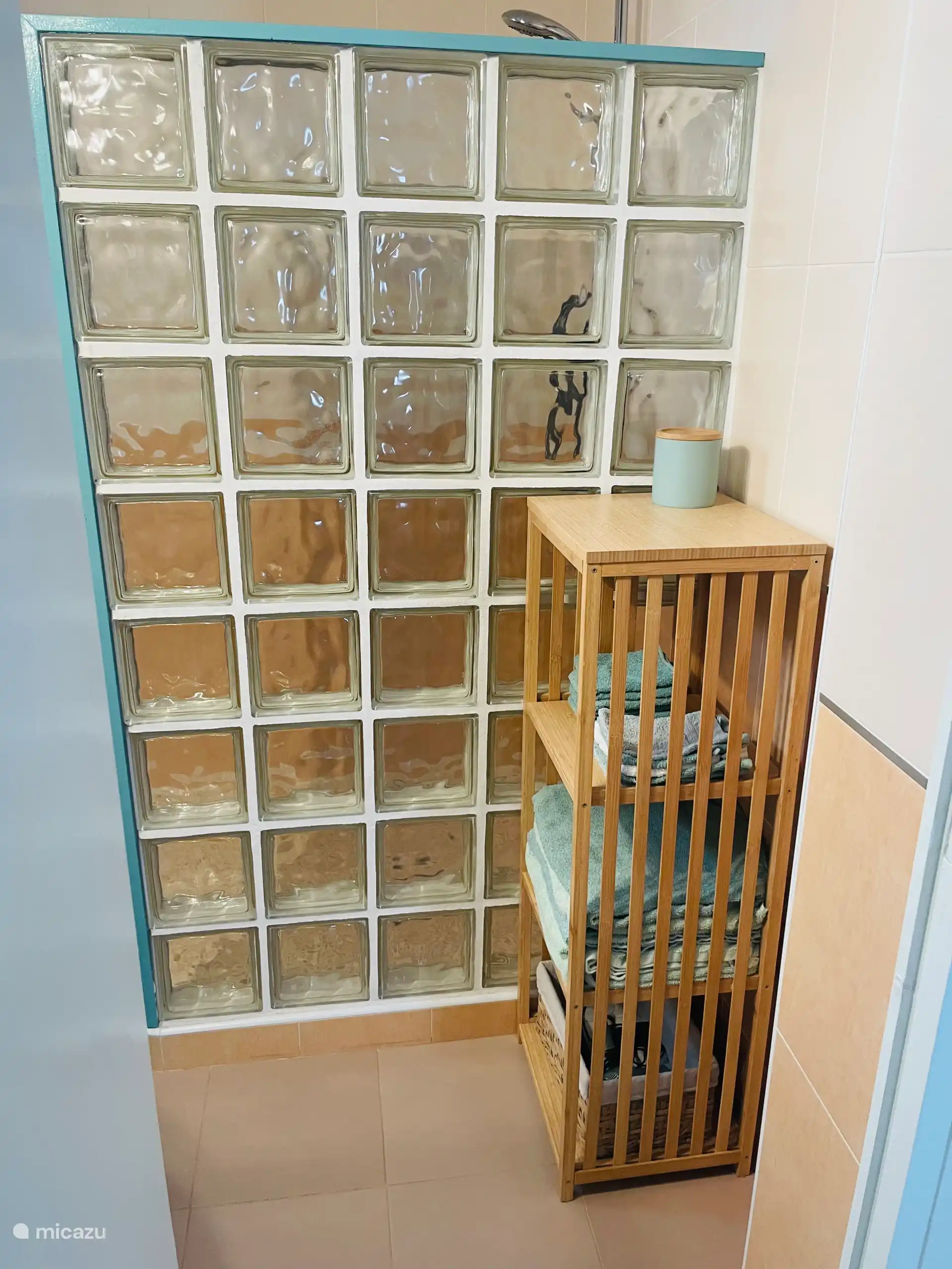 Towels included in the price