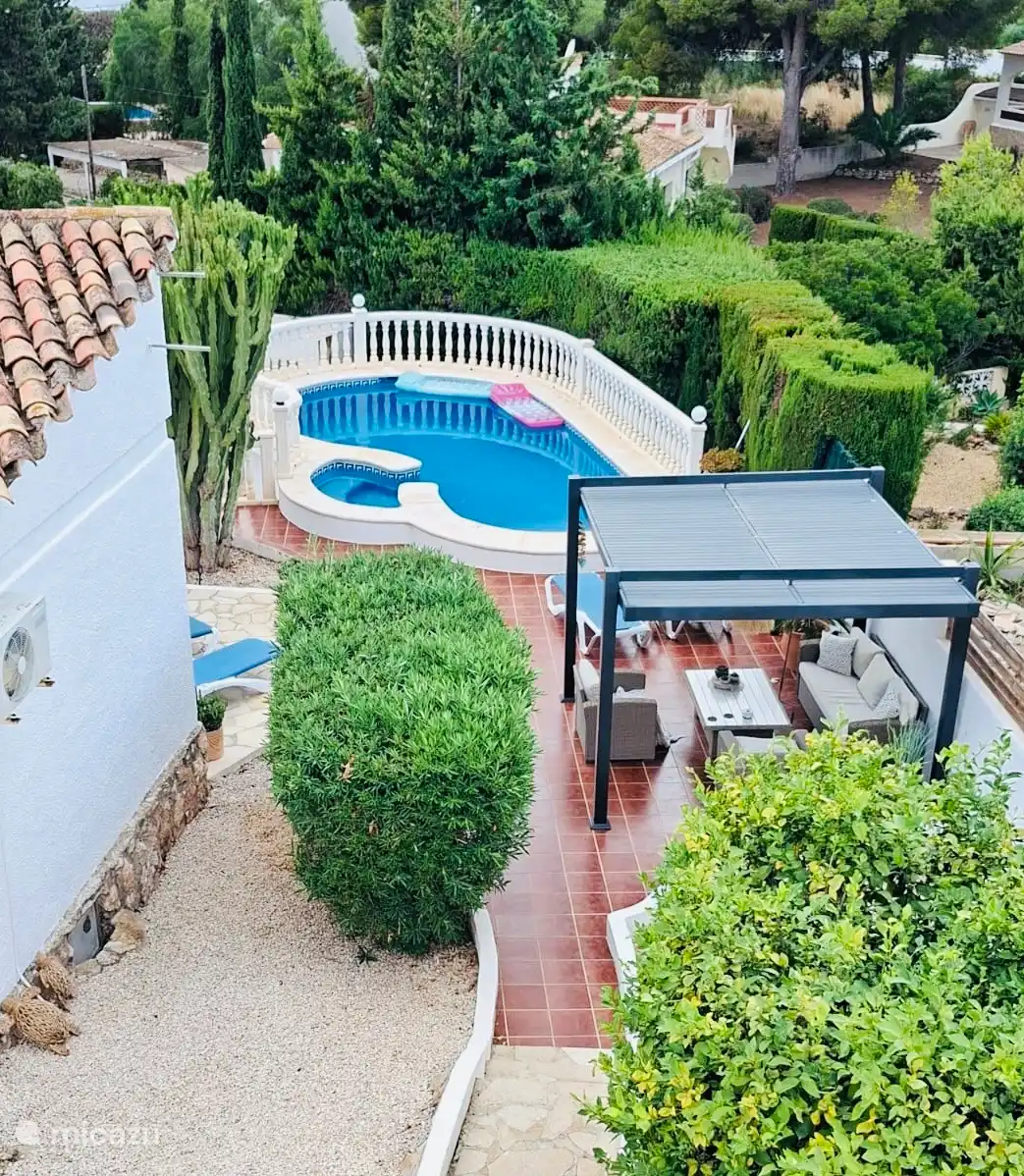 Private swimming pool