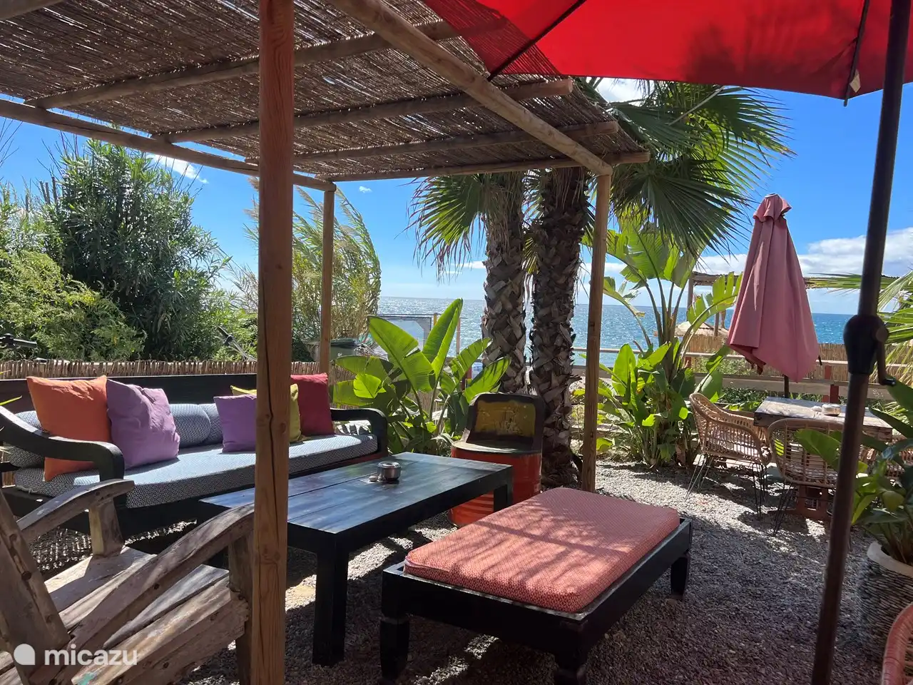 Sonora Beach een strandtent, 45 min fietsen van het appartement.