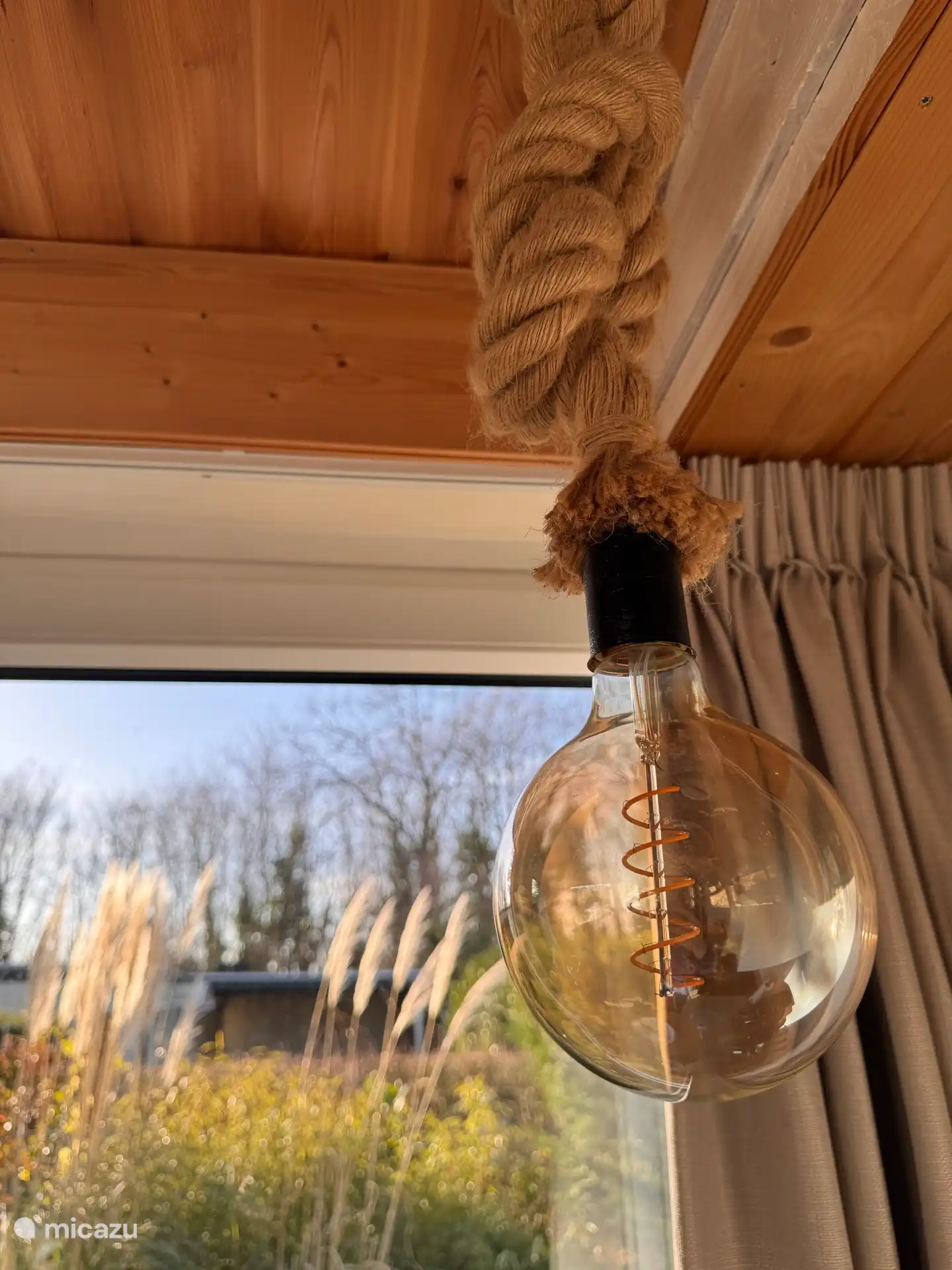 Uitzicht vanuit de keuken 