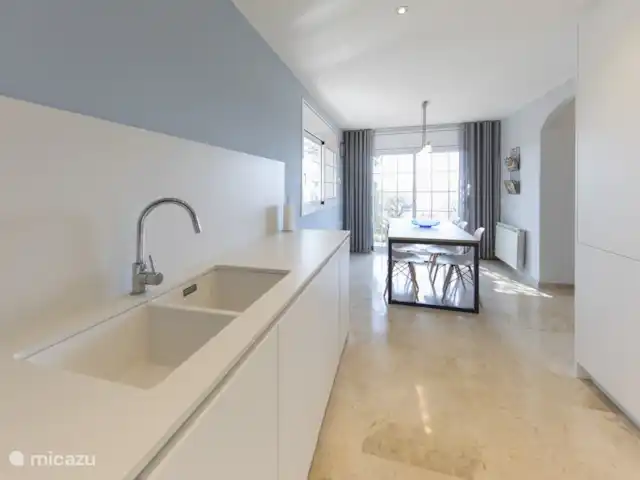 Esta Rana huren in Spanje, Costa Brava, Santa Cristina d'Aro - villa ruime keuken van alle gemakken voorzien