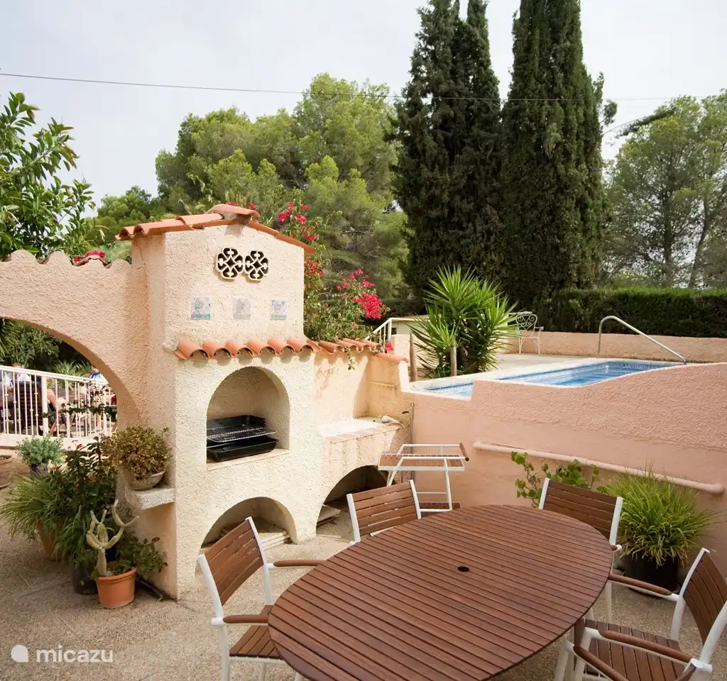 Los Pinos 6, foto 2