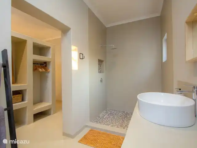 Location de Vacances Afrique du Sud, Mpumalanga, Marloth Park, maison de vacances - La course du guépard salle de bain attenante 2 avec douche et WC