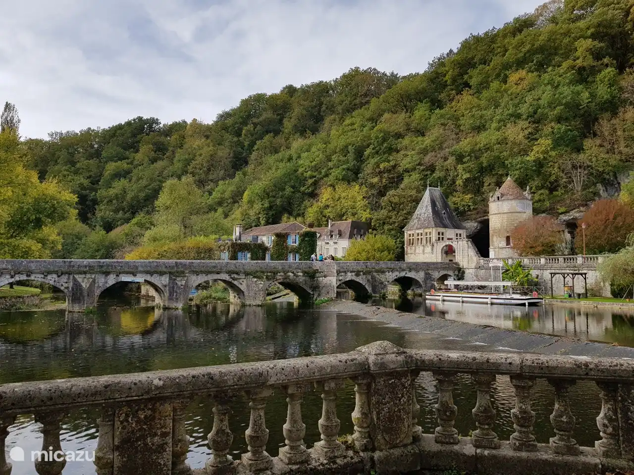 Brantome es uno de los hermosos lugares de la Dordo&#241;a