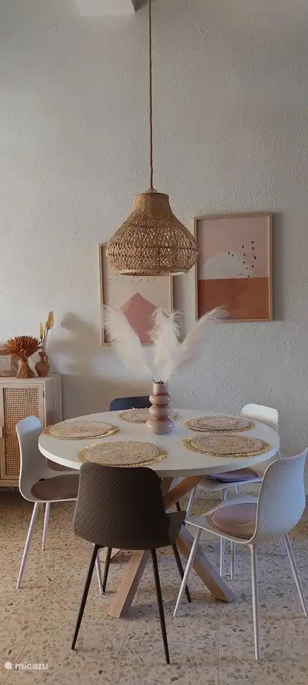 Esstisch im Obergeschoss