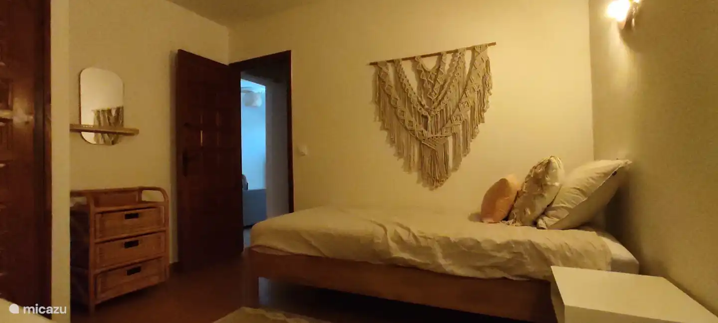 Schlafzimmer im Erdgeschoss mit 2 Einzelbetten