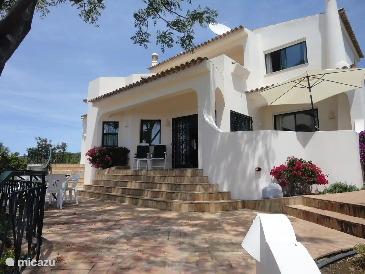 Exterior de la villa