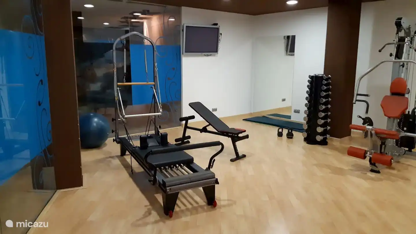 Fitness room closed for the time being until a new operator starts.