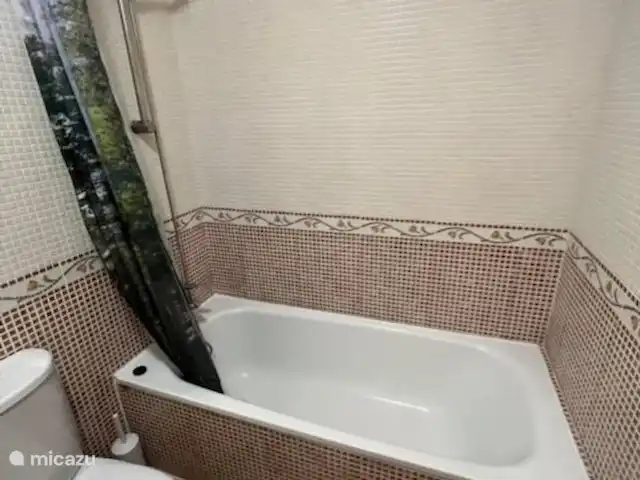 Casa Torrevieja en España, Costa Blanca, Torrevieja - apartamento Baño con ducha