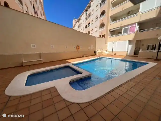 Casa Torrevieja en España, Costa Blanca, Torrevieja - apartamento La piscina con sección infantil