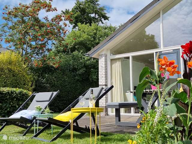 Holiday home in Netherlands, Friesland, Elahuizen - bungalow Friesland holiday home Rietmeer