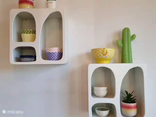 Location de Vacances Pays-Bas, Frise, Gaastmeer, bungalow - Friesland maison de vacances Rietmeer Plats de tapas confortables à la table du bar.