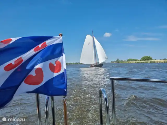 Location de Vacances Pays-Bas, Frise, Gaastmeer, bungalow - Friesland maison de vacances Rietmeer Il y a aussi de jolis petits voiliers à louer, des SUP ou des grands voiliers.