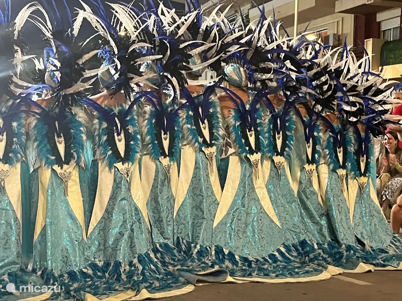 Chaque année, de nombreuses fêtes et défilés colorés sont organisés à Javea à distance de marche de l'appartement, y compris dans le cadre de l'expulsion des Maures.