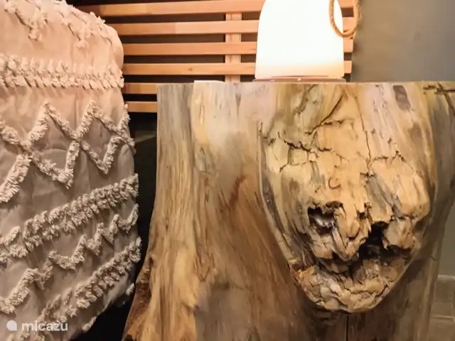 Gîte sur domaine Côte de Barcelone | Espagne, Barcelone, Sant Andreu de Llavaneres  - finca Jenny travaille beaucoup le bois .....