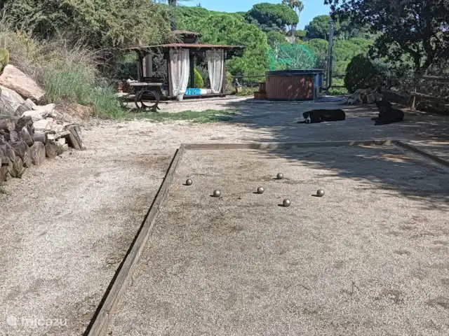Gîte sur domaine Côte de Barcelone | Espagne, Barcelone, Sant Andreu de Llavaneres  - finca Jeux de boules ou aussi appelé pétanque