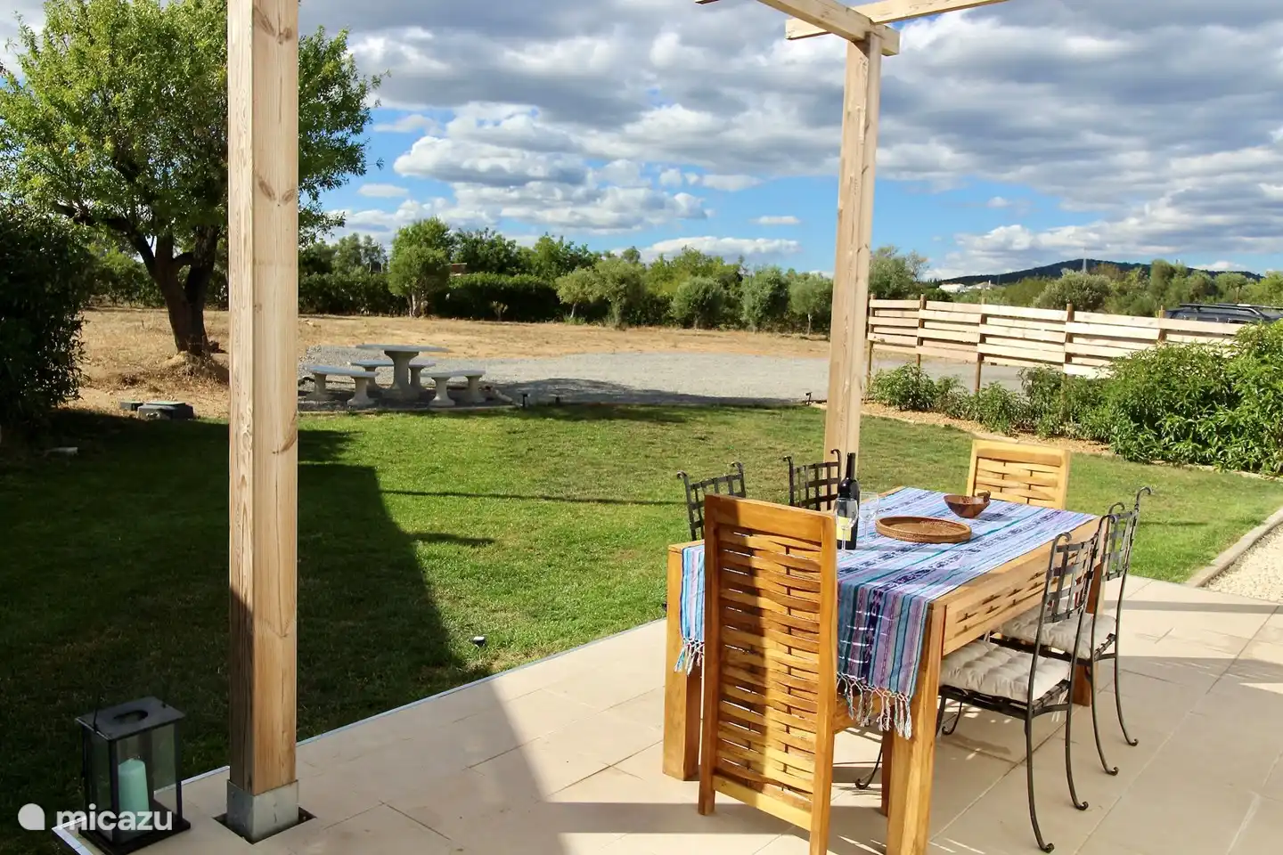 Una de las dos terrazas.