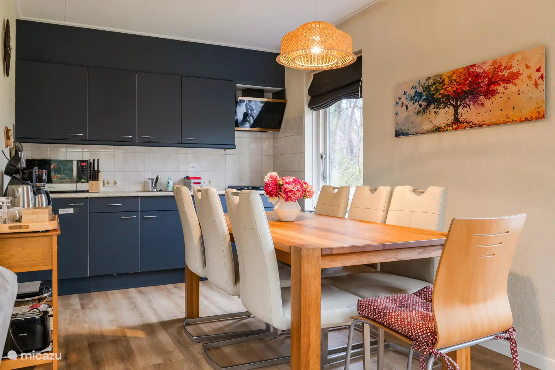 La cocina y el comedor han sido renovados y están completamente listos para el futuro chef.