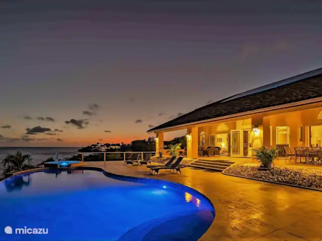 Villa Magic Time - Bord de mer | Curaçao, Banda Abou (ouest), Coral Estate, Rif St.Marie - villa Après le coucher du soleil