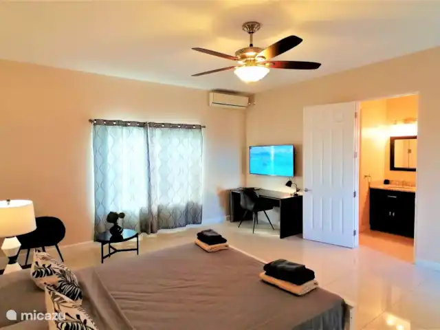 Villa Magic Time - Bord de mer | Curaçao, Banda Abou (ouest), Coral Estate, Rif St.Marie - villa Chambre B&W avec lit queen