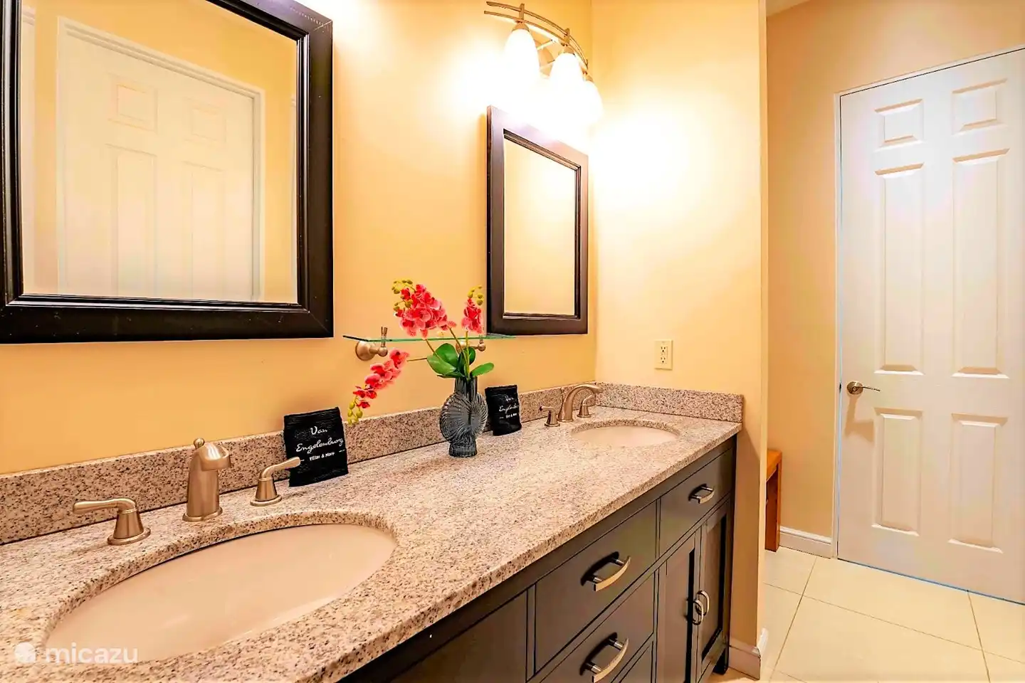 B&W bathroom with double sinks